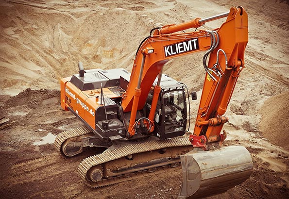 推土机日常保养注意事项及方法